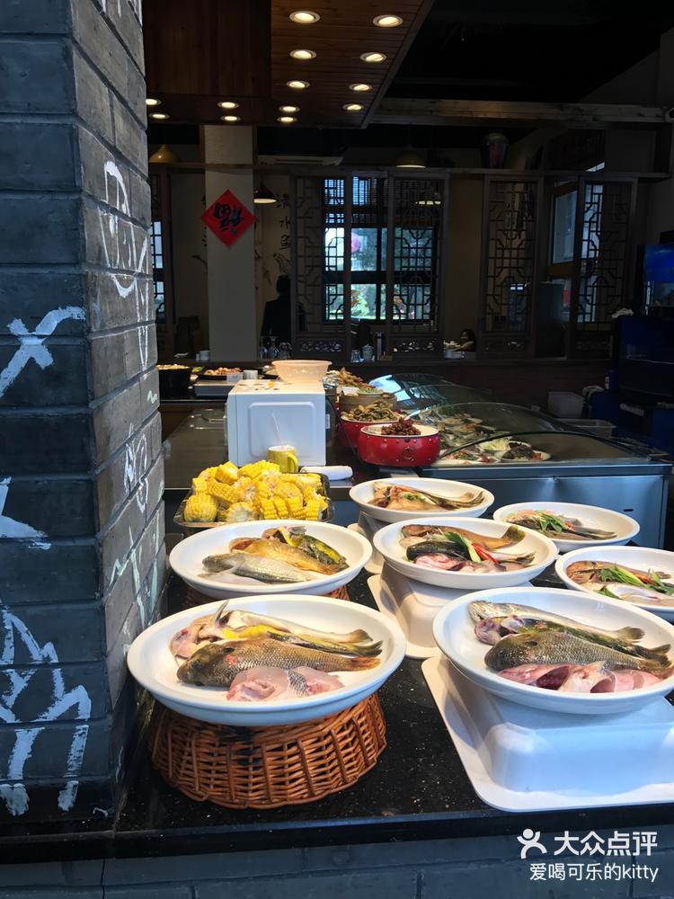 江南名灶在绍兴袍中路上面,店面看上去蛮大-大众点评