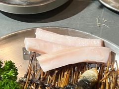 -围炉肉舍丹东海鲜烤肉·烤活鳗(步行街店)