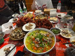 -李双猪·小龙虾·烧烤·羊肉煲(乐山店)