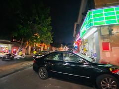 -雷老虎烧烤(西街店)