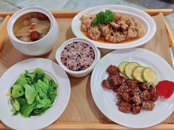 -臻康乃馨月子中心(凯宾斯基店)