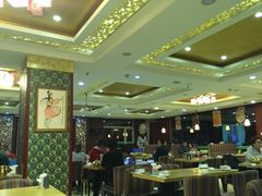 -巴依兄弟西域美食(机场店)