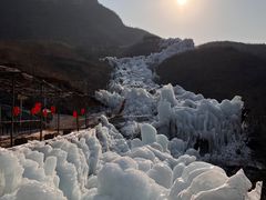 -大平台龙居瀑布旅游区
