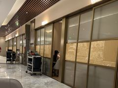 -金马门国际美食百汇(珞喻路店)