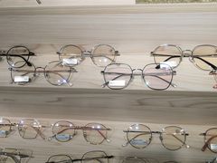 -Trend1881视光·蔡司视觉(领展广场店)