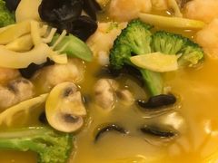 -老季市·三代非遗传承·地标美食老汁鸡(工农路店)