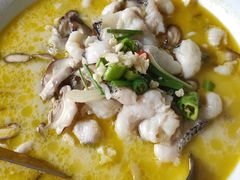 -蜜桃餐厅·伴山(湖滨商业街店)