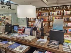 -茑屋书店(天目里店)