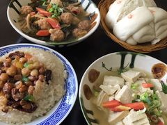 -蓝田九大碗民俗食府(蓝田店)