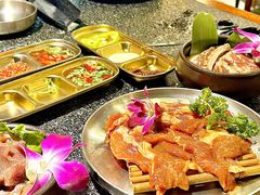 -红泥小火炉·东北泥炉烤肉(天一旗舰店)
