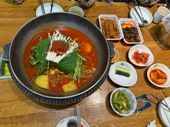 -喇喇排骨火锅·传统韩式脊骨汤(望京西园总店)