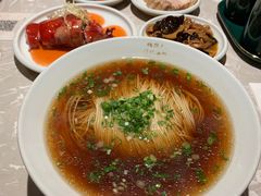 红汤面-松鹤面馆·古法焖肉面(观前店)
