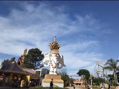 -七彩云南欢乐世界