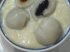 双皮奶汤圆-阿三麻蓉汤圆(顺光大厦店)