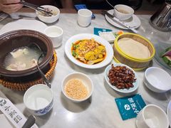 -小菜园新徽菜(芜湖镜湖苏宁店)