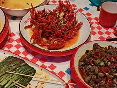 -去吃龙虾|鲜活小海鲜·鲜货烧烤(红林世界城店)