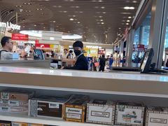 -中免(澳门机场免税店)