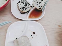 -小杨生煎(金山百联购物中心3楼店)