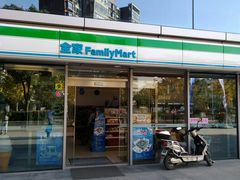 -全家便利店(银翔路店)