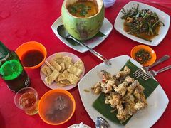 -大树下海鲜饭店