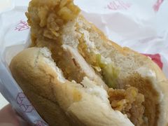 -麦当劳(金稻田路餐)