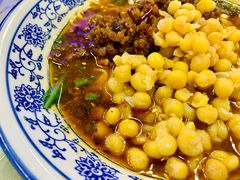 -渝之汇牛肉豌杂面
