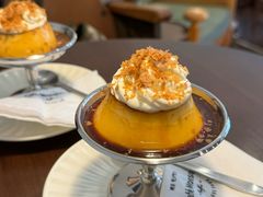 -Café Monson