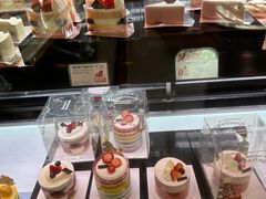 -巴黎贝甜(泗泾店)