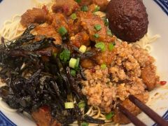 -沪西老弄堂面馆(定西路店)