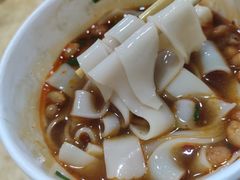 -覃肥叔桂林米粉(粮道街店)