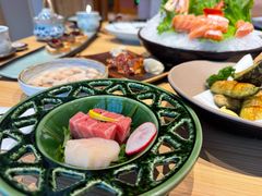 -花和海鲜自助(梅江店)