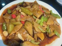 -五谷丰登·胶东海鲜·家常菜(张村店)