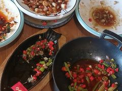 -东来菜馆•手抓海鲜家常菜•海鲜锅贴(鸽子窝店)