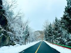 -洛阳伏牛山滑雪场