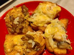 -必胜客(东大桥店)