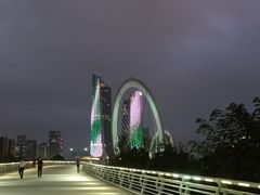 -南京眼步行桥