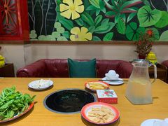 -郭婆婆疯子鸡·土货江湖菜馆