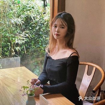 是在天气晴朗的日子去的 第一次来杭州 当然要去这种景