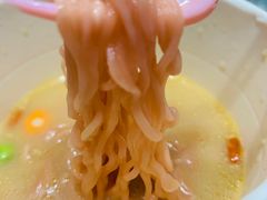 -全家便利店(江湾镇站店)