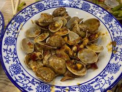 -江城燕子大排档(江汉路步行街店)