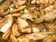 铜盘焗鱼-源港渔村-中山脆肉鲩(博罗店)