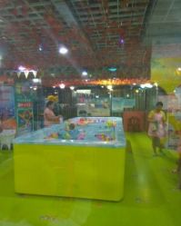 -小鸭先知婴儿游泳馆