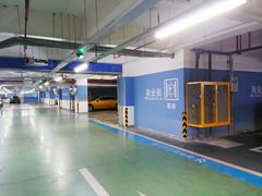 场地-中庚漫游城停车场