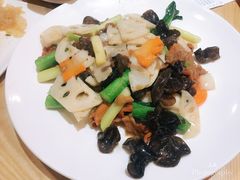 荷塘素食-德胜轩正宗顺德菜(宝安沙井会展中心店)