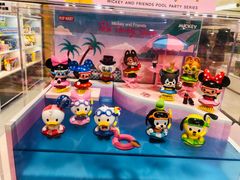 -泡泡玛特POPMART(上海环球港店)