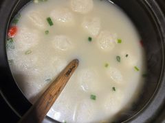 -魏铭鱼头捞饭(晋阳路店)