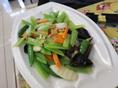 小炒皇-芳姨广东砂锅粥(张庄路店)