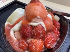 芋见草莓冰沙-鲜芋仙(高新万达广场店)