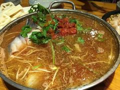 -老凯俚酸汤鱼(鸿通城店)