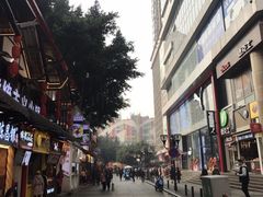 -八一好吃街·高品美食广场